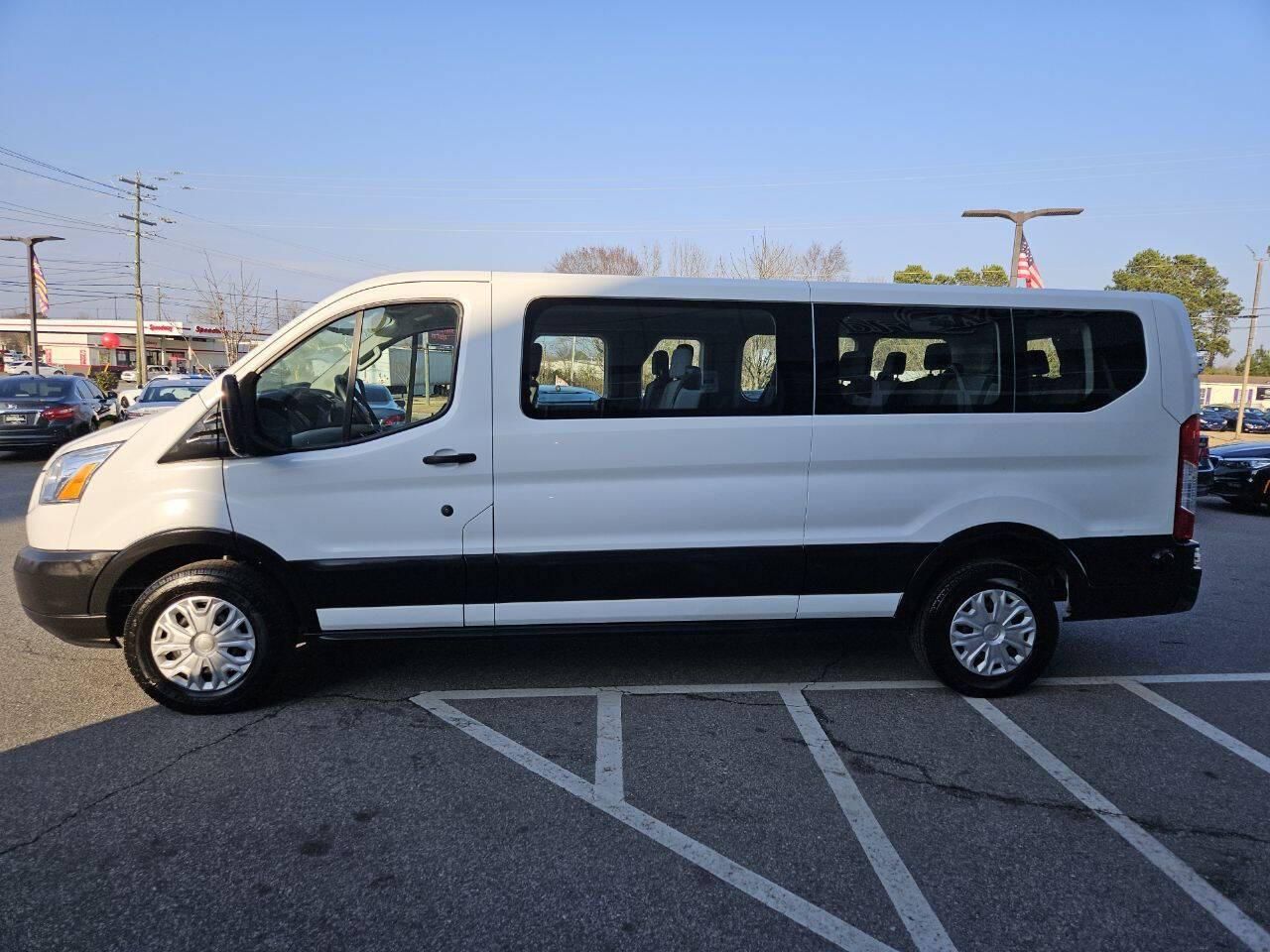2019 Ford Transit-350