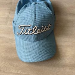 Mens Hats- Like New! 