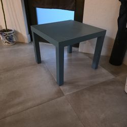 Corner Table