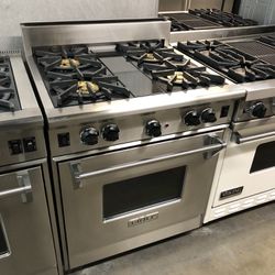 Wolf 30” Stainless Steel Gas Range Stove 