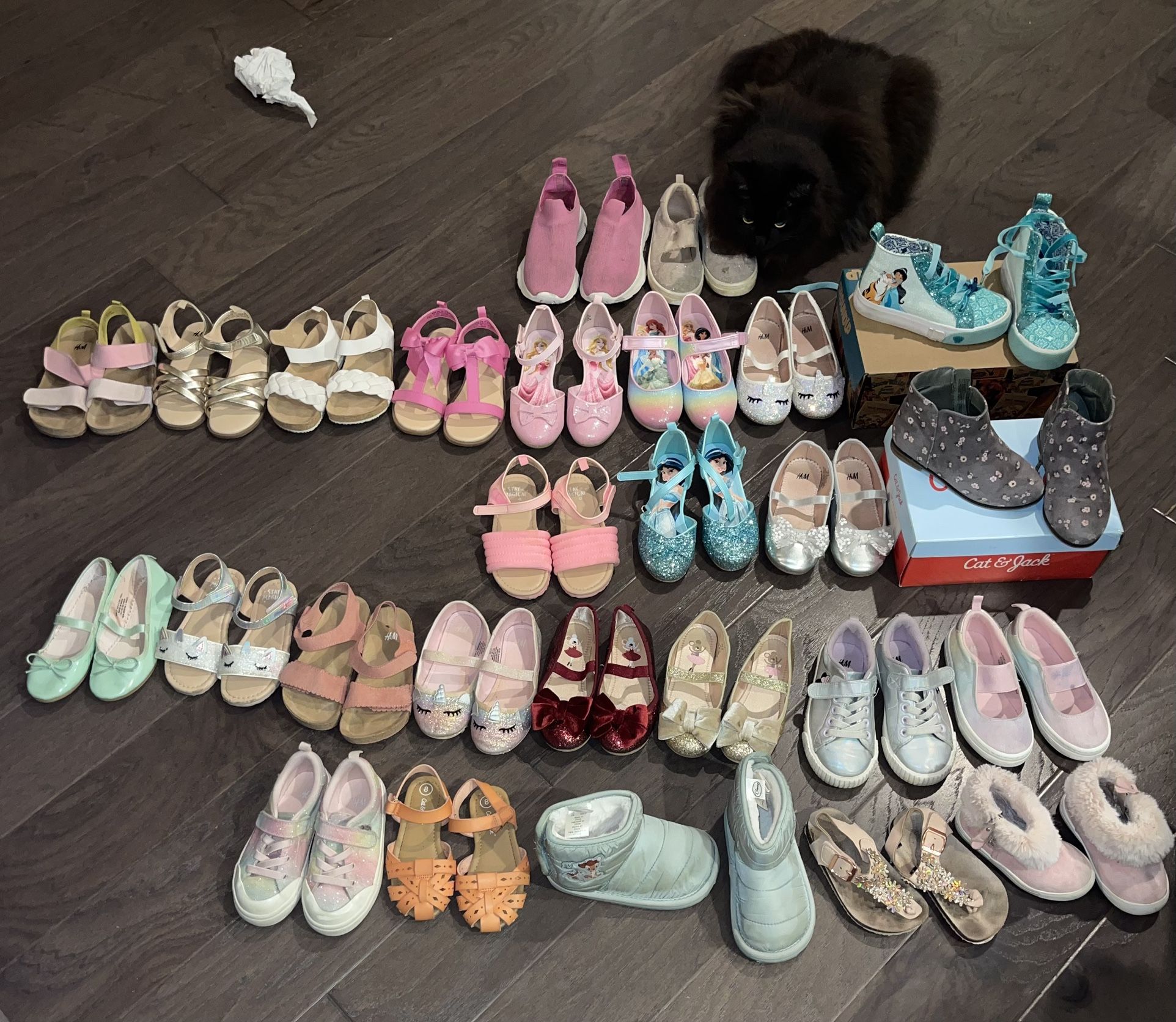 27 Pairs Of Girls Shoes