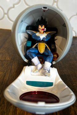 VTG Dragon Ball Z Saiyan Space Capsule Space Pod Irwin Toys Figure Vehicle Works