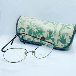 Vintage Adrienne Vitadini Wire Framed Glasses for the 90's. Prescription on lenses. Nice case to go with. Super cute glasses. 