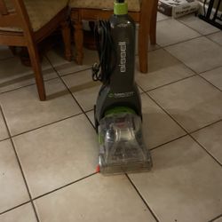 Bissell Turbo Clean - Like New