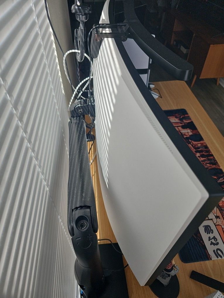 LG 40" 5K Thunderbolt Monitor