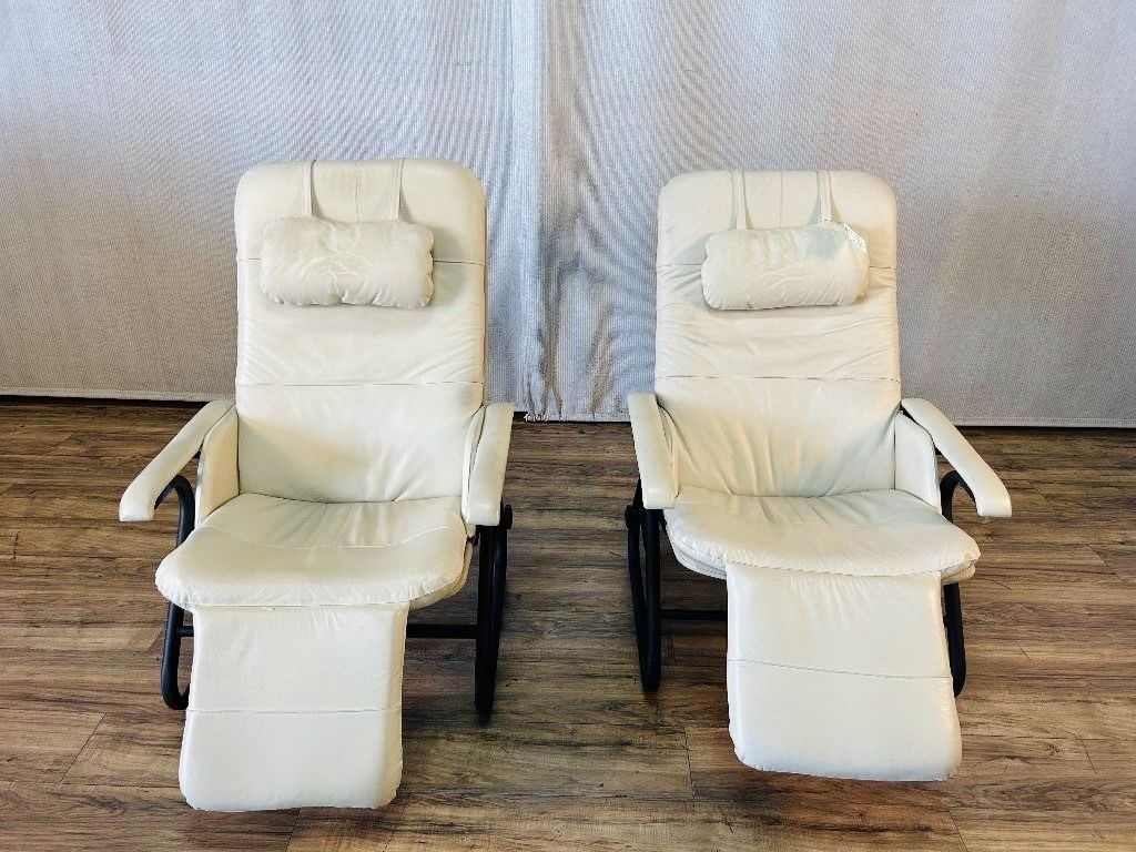 Pair of Vintage Nepsco Backsaver Recliners