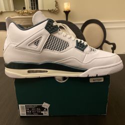 Air Jordan 4 Retro Oxidized Green