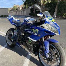 2005 Yamaha R1 - Low Miles 