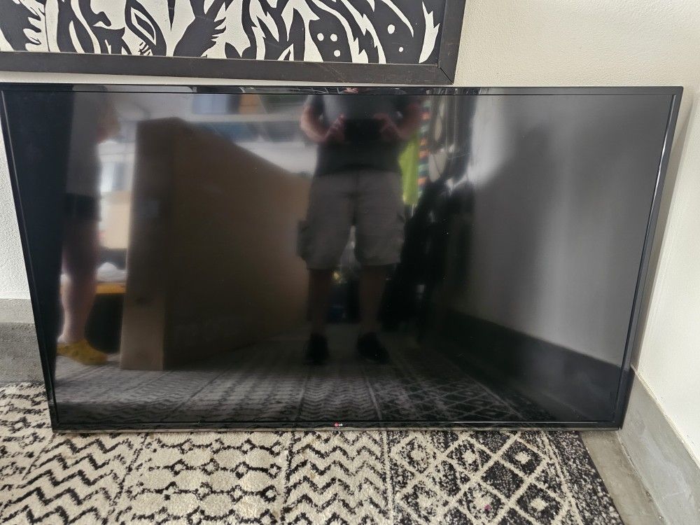 65" LED LG TV