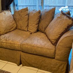 Love seat