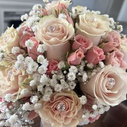 Ramo Bouquet Quince Wedding $85