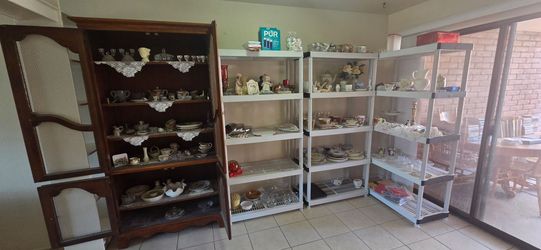 🏡 ESTATE SALE – EVERYTHING MUST GO!