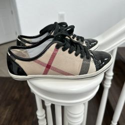 Authentic Women BURBERRY Shoes 