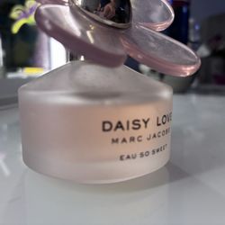 Marc Jacobs perfume 