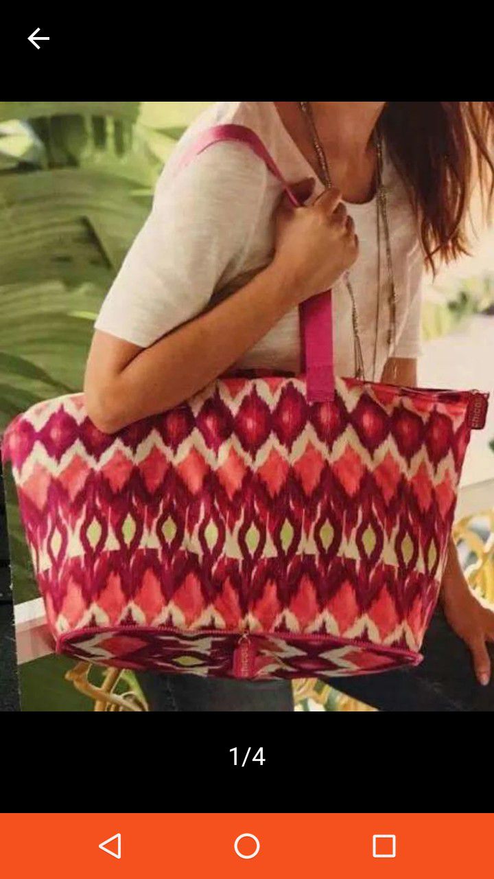 NWT🌷Chico's Large Packable Zipper Tote Bag