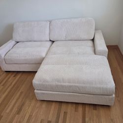 New 90x66 Sectional Couch / Free delivery 