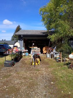 Garage sale estate sale