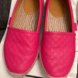 Gucci Women's Pink GG Signature Leather Espadrilles Size 6