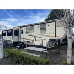 2017 Keystone Montana 3810MS