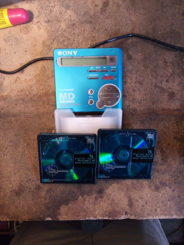 Sony Digital recording MD Mini Disk Walkman Model# MZ-R70
