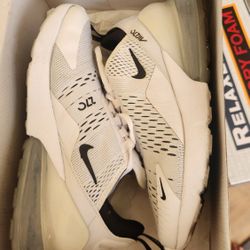 Airmax 270 Wemen Size 8