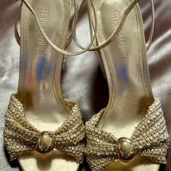 Steve Madden Cheyla sandals 7.5 Never Worn