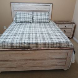 Queen Size Complete Bedroom Set.