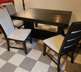 Dinning Room Table