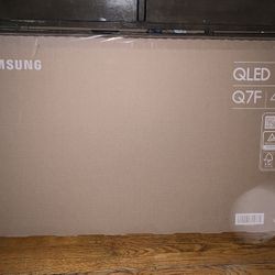 Samsung Smart Tv Price Negotiable Must Come to me
