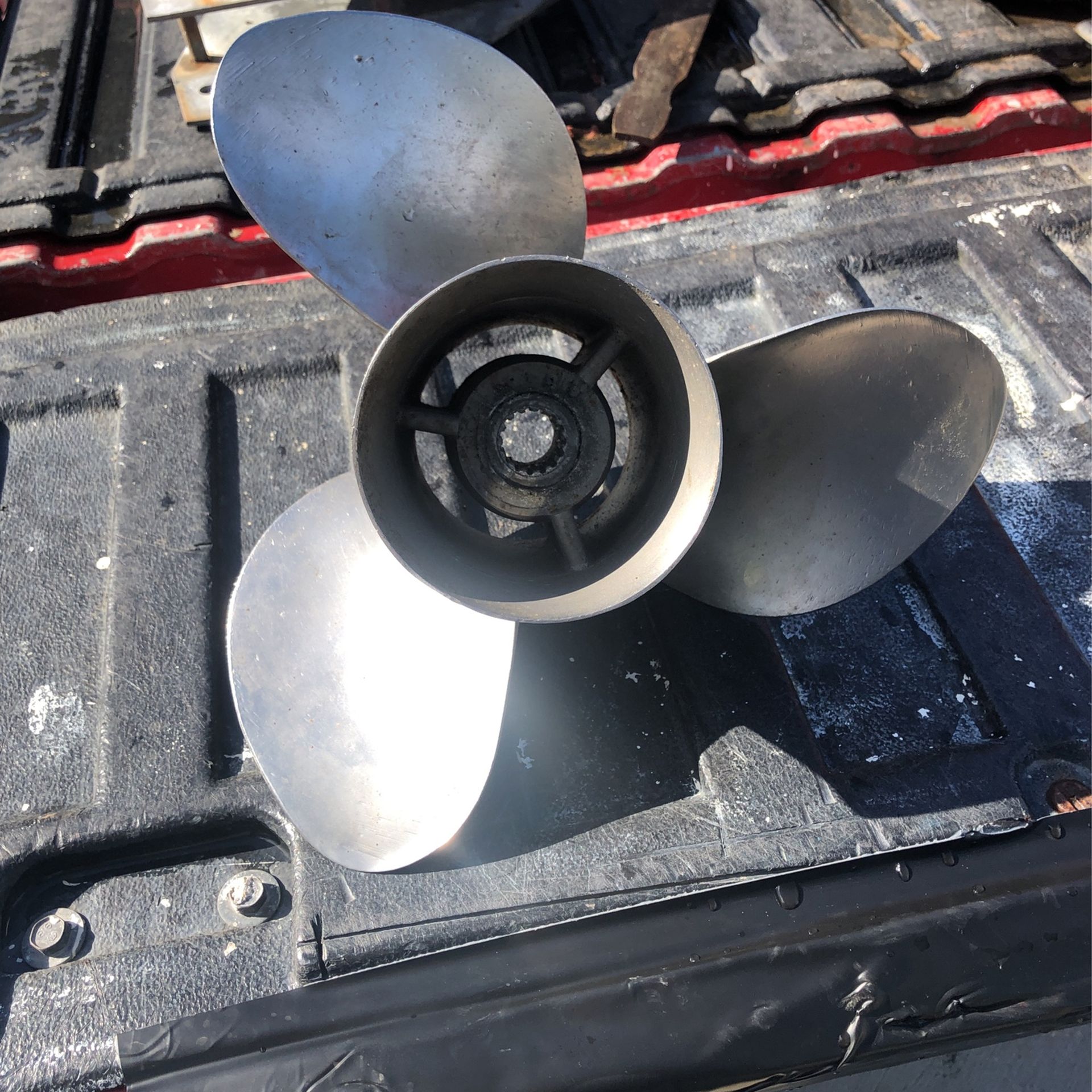 Stainless steel prop 17 Pitch