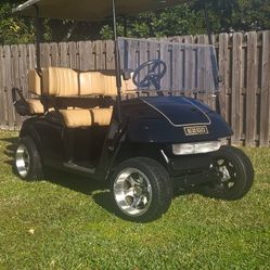 Ezgo Golf Car (ELECTRIC )