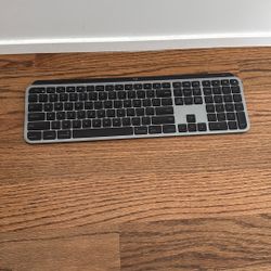 Logitech Keyboard (1) & Mouse (2)
