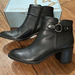 LifeStride Miranda - Women’s Ankle Boot, Black, 8.5W