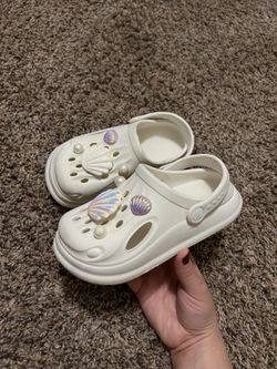 Girl Crocs / Sandals / Shoes