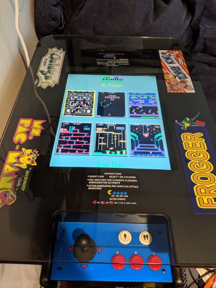 Arcade game cabinet 40+ games (2 person)