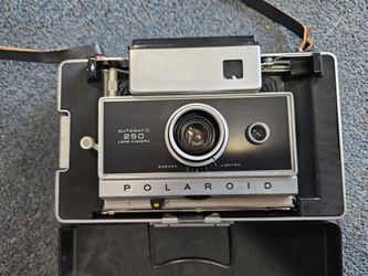 Vintage Polaroid Automatic 250 Land Camera