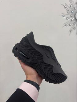 Nike Air Max 1000.2 (Size 5)