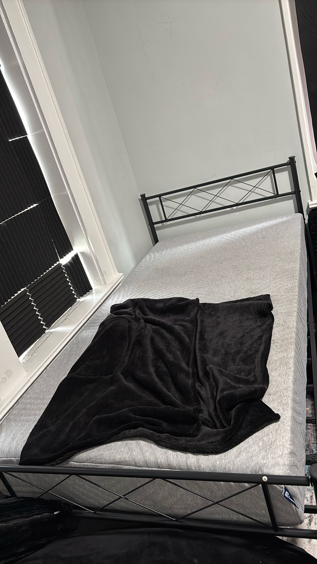 Bed frame And Mattress S