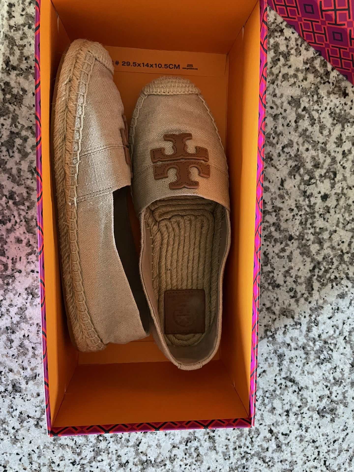 Tory Burch Shoes Size 7 for Sale in Mesquite, TX - OfferUp