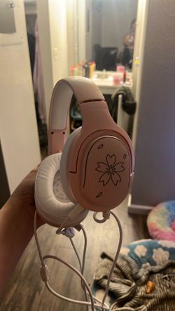 Pink and White gaming headphones w mic cherry blossom