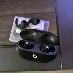 Beats Studio Buds Black