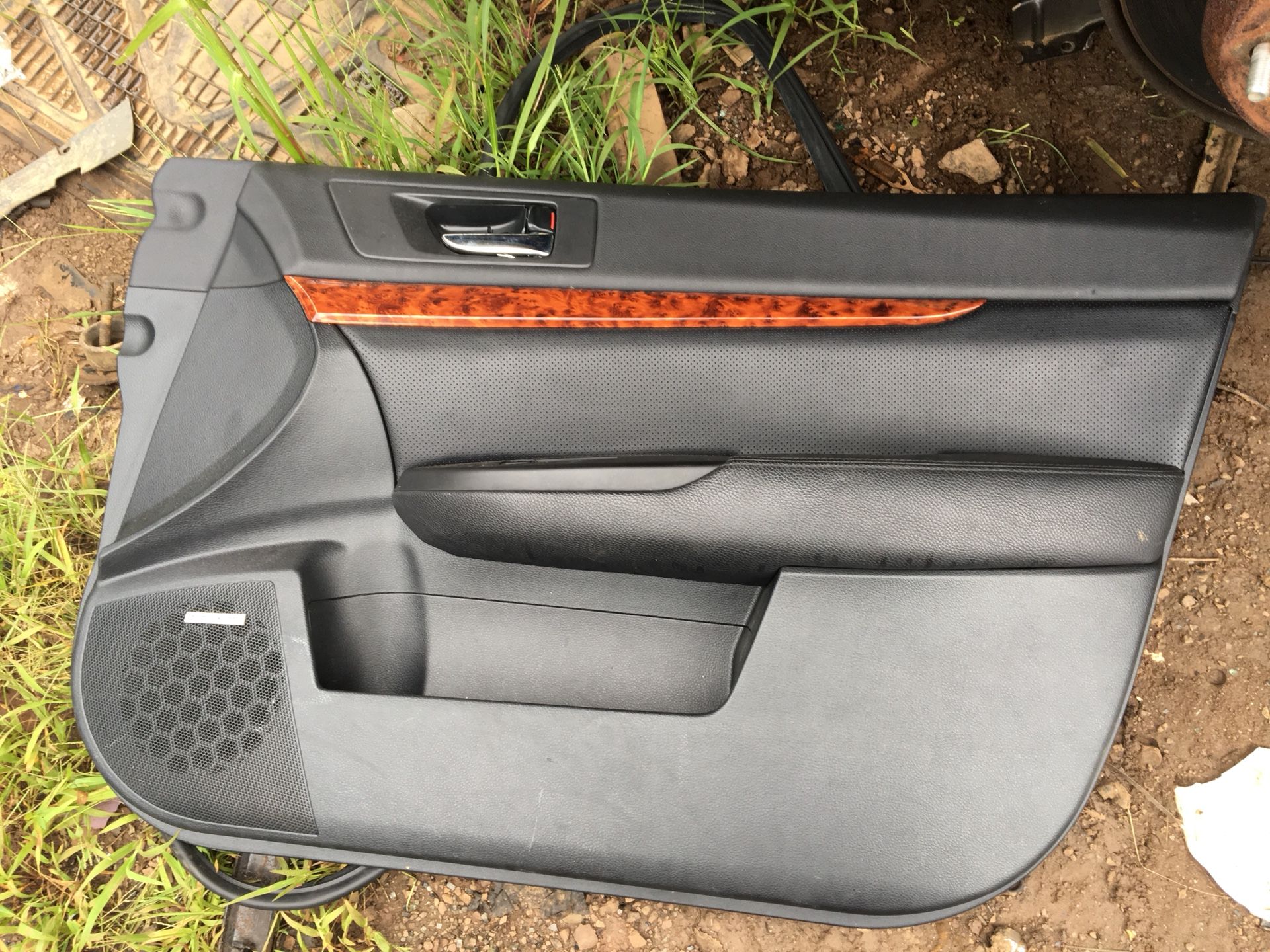 2011 Subaru Outback passenger door panel