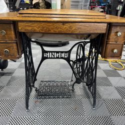 Antique Singer Sewing Machine Table 