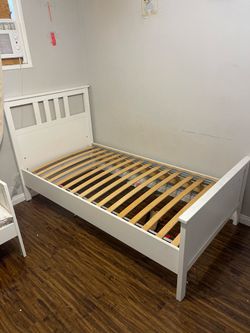Twin bed frame