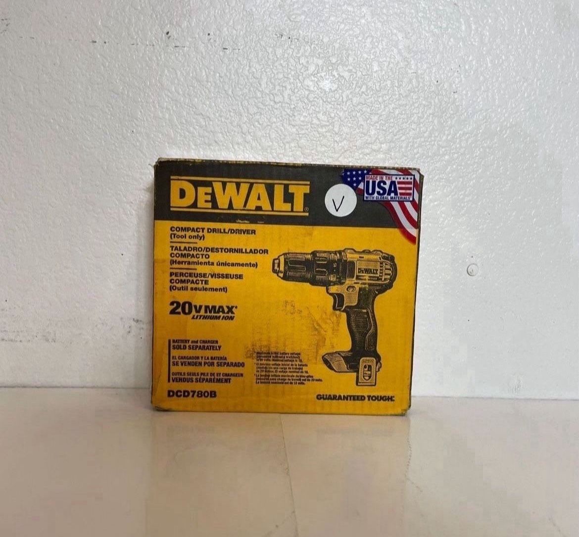 DEWALT 20V MAX Cordless Compact 1/2 in. Drill/Drill Driver (Tool Only) DCD780B