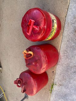 Used 5 gallon gas cans