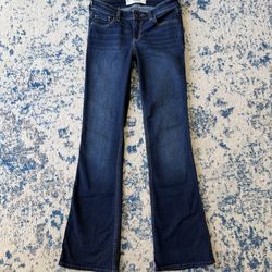 Women’s Low rise Hollister Jeans size 2 regular
