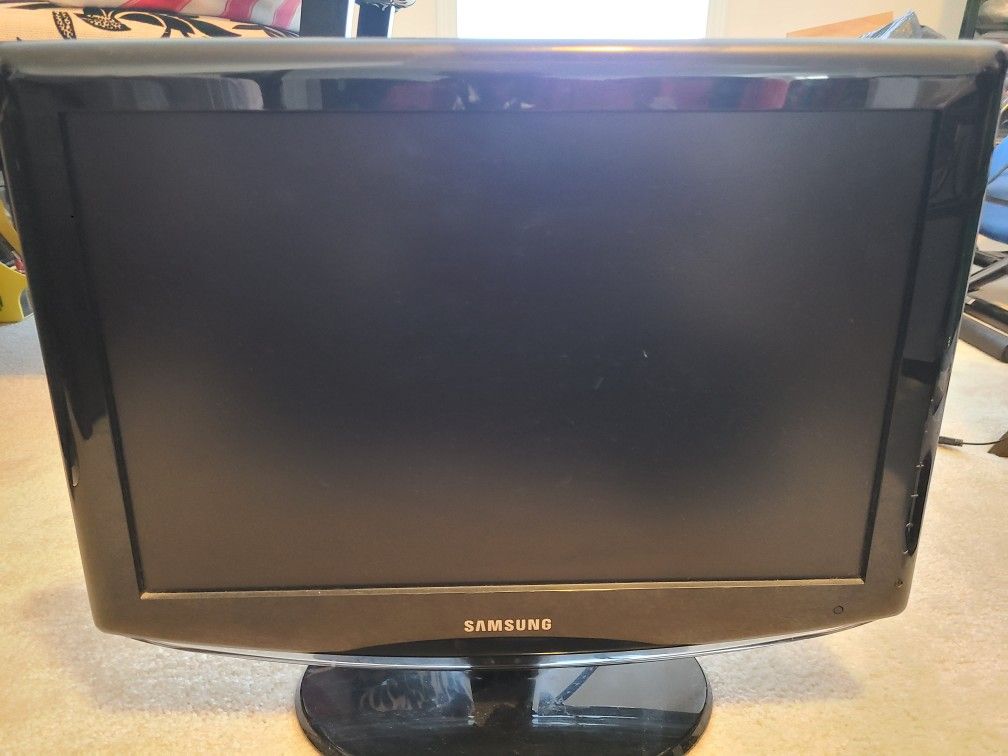 Samsung LN-T1953H Monitor TV with Stand