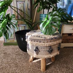 Solid Boho Stool Pick Up In Ocean Beach 