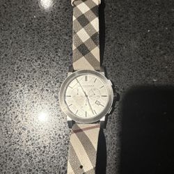 Burberry BU9357